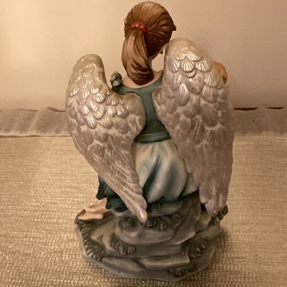 Porcelain Angel and baby Cherub Hand Painted - Picture 8 of 11
